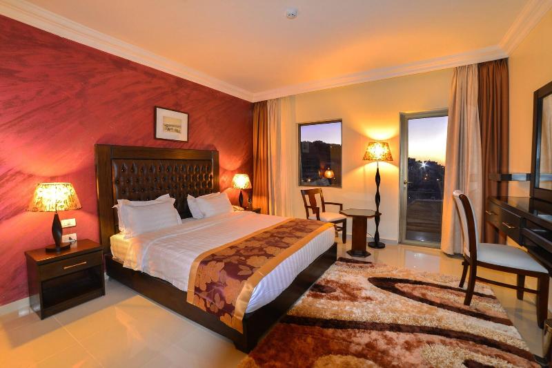 P Quattro Relax Hotel - Oda