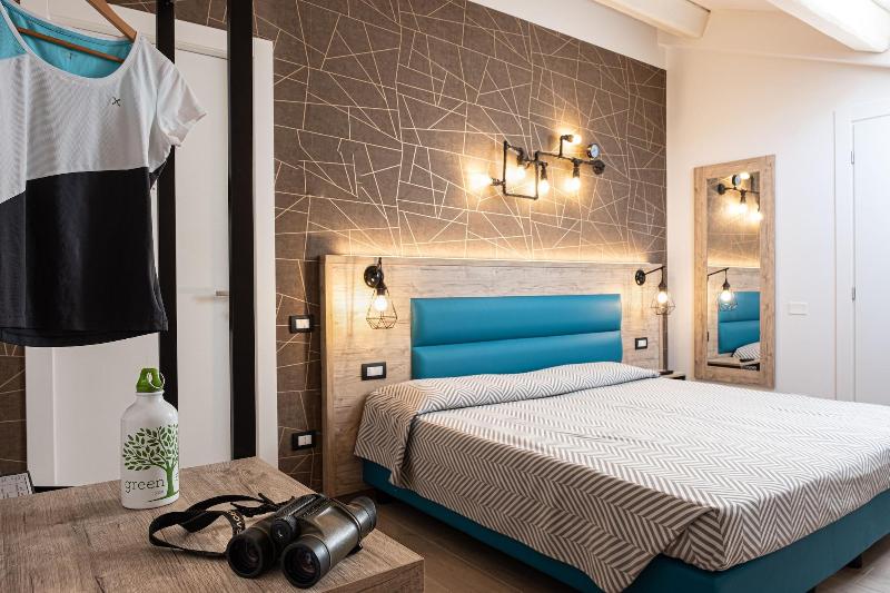 Cuneo Hotel - Oda