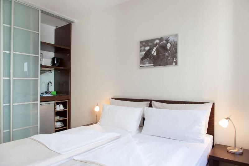 Paragon Apartments - Oda