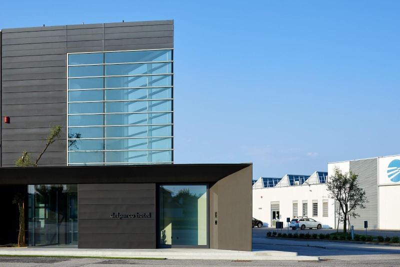 Delparco Hotel - Genel