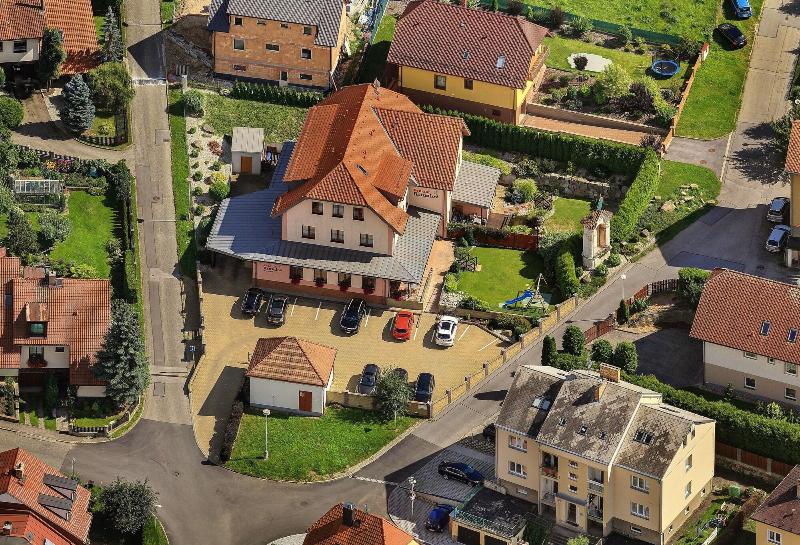 Penzion Krumlov - B&B Hotel - Genel