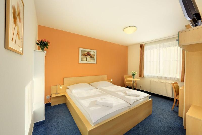 Penzion Krumlov - B&B Hotel - Oda