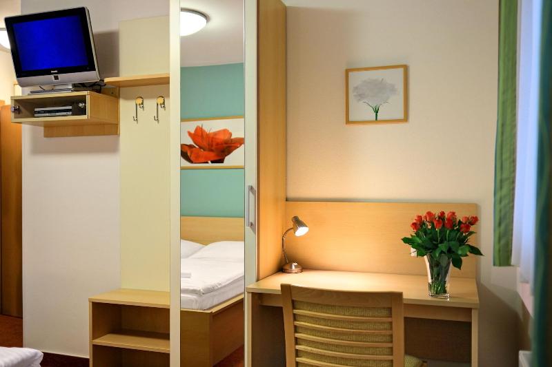 Penzion Krumlov - B&B Hotel - Oda