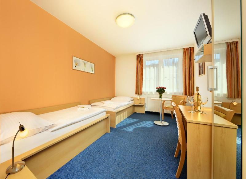 Penzion Krumlov - B&B Hotel - Oda