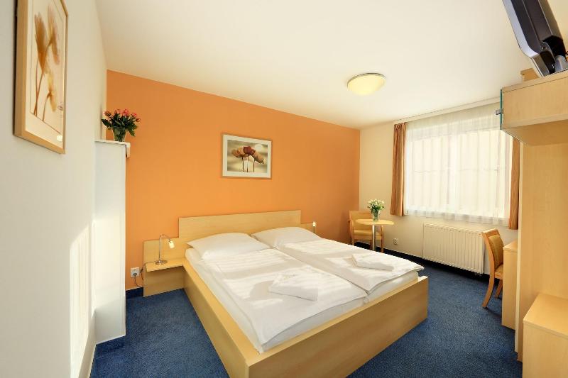 Penzion Krumlov - B&B Hotel - Oda