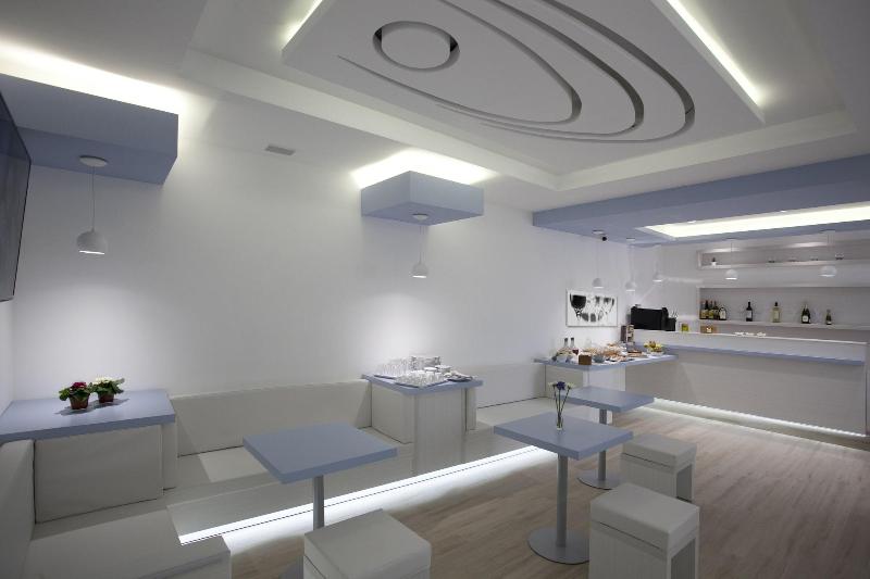Hotel Perla Gaia - Lobi