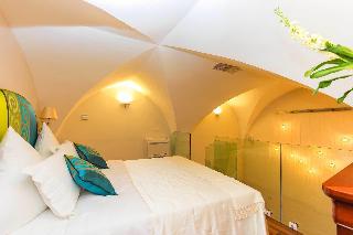 Diecisedici otel fotoğrafı