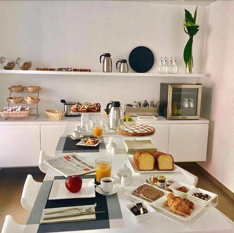 Dilman Luxury Stay - Restoran