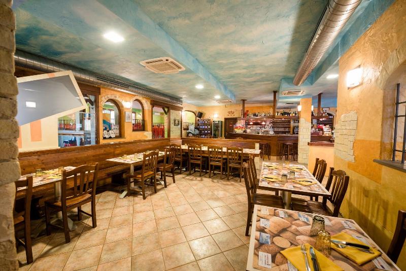 Millaenya Inn - Restoran