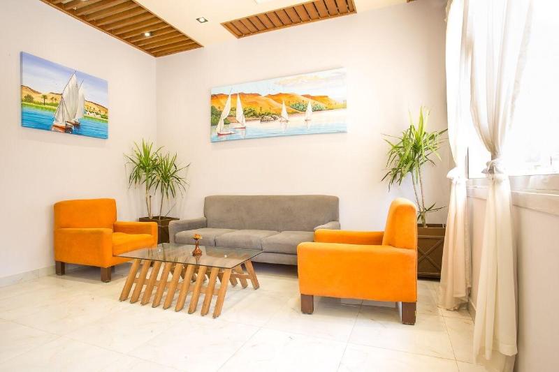 Hapi Hotel - Lobi