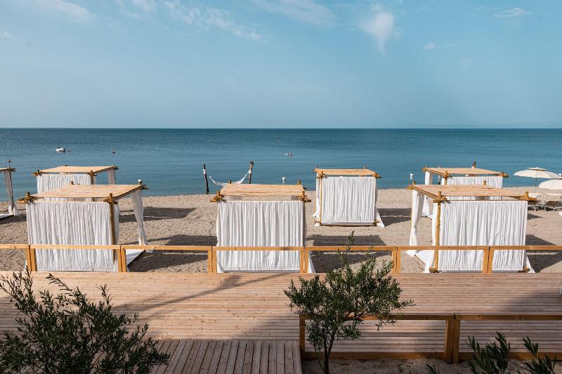 Praia Art Resort - Plaj