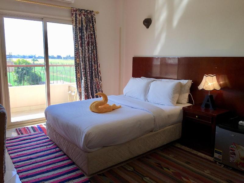 New Memnon Hotel - Oda