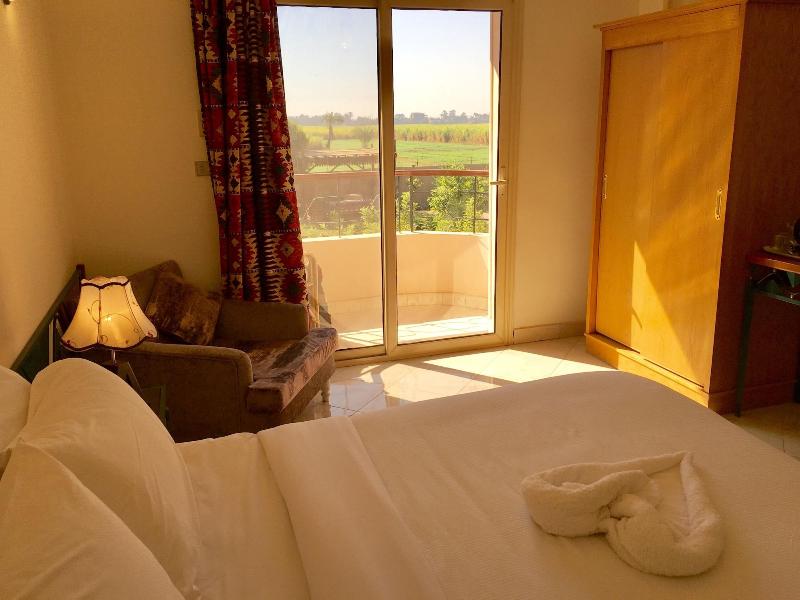 New Memnon Hotel - Oda