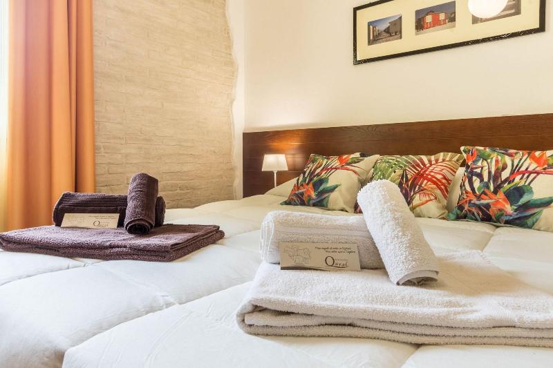 Qaral Bed And Breakfast - Oda