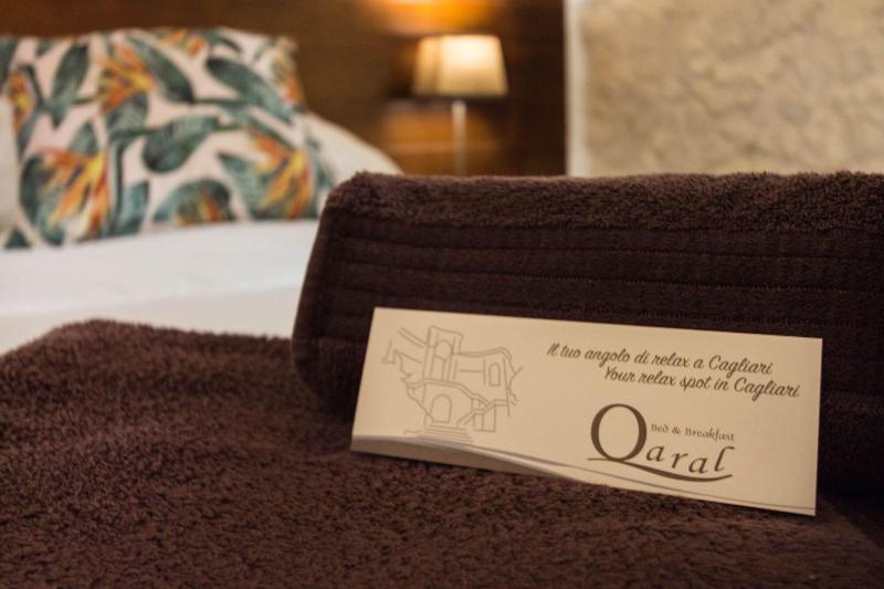 Qaral Bed And Breakfast - Oda