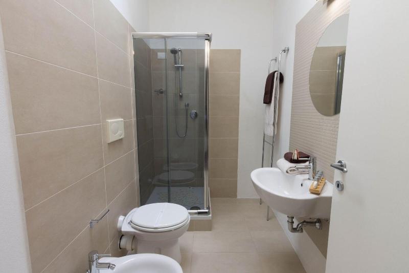Qaral Bed And Breakfast - Oda