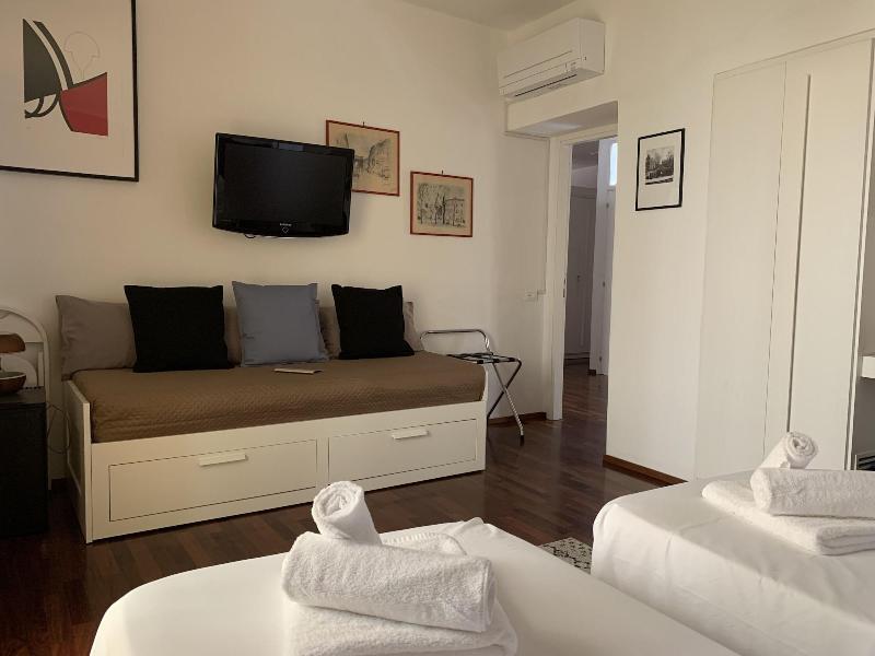 Qaral Bed And Breakfast - Oda