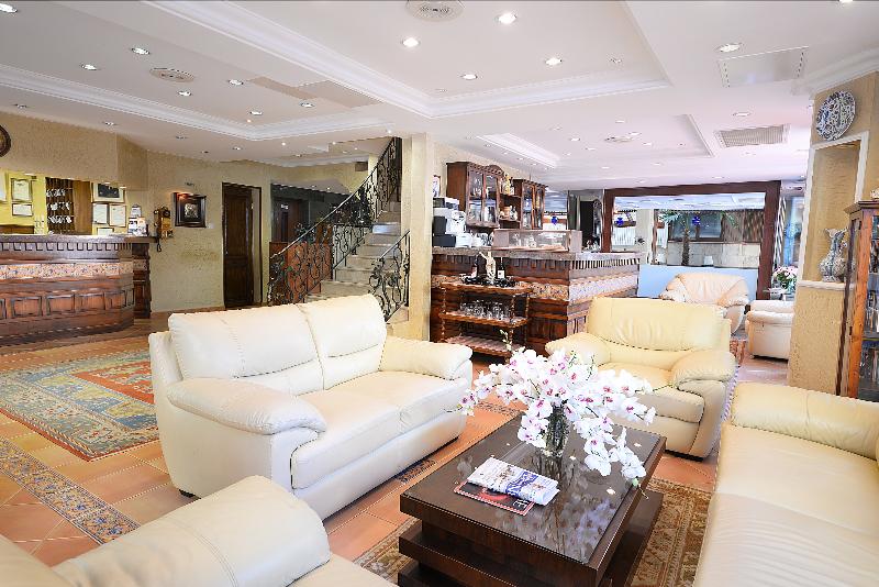 Blue House Hotel - Lobi
