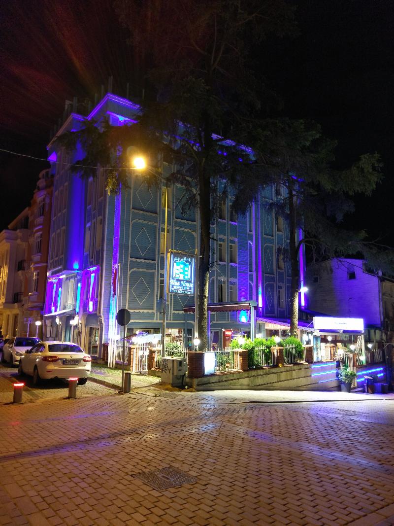 Blue House Hotel - Genel