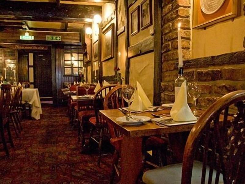 Dun Cow Inn - Restoran