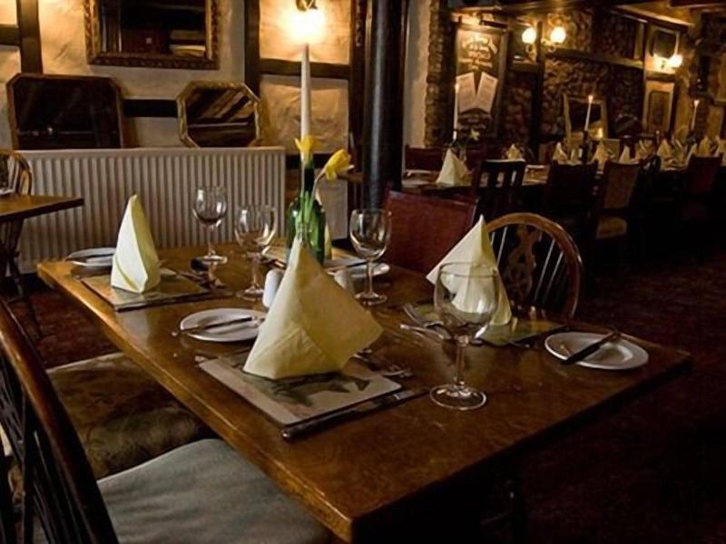 Dun Cow Inn - Restoran