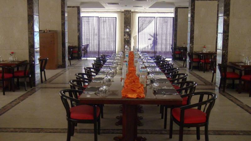 Royal Sea View - Restoran