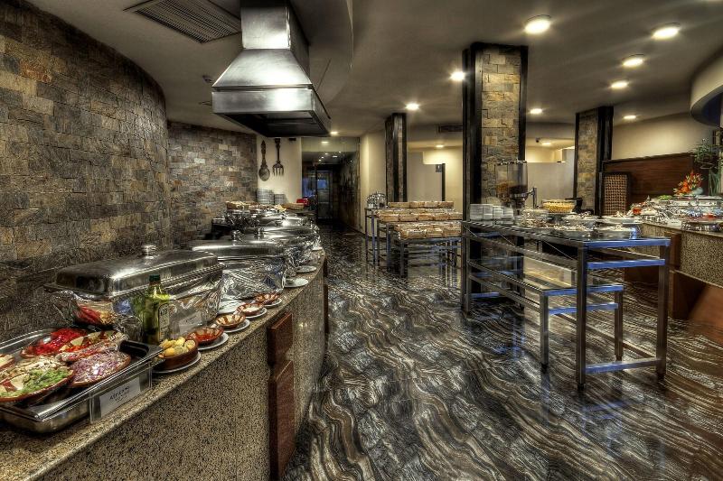 Africana Hotel & Spa - Restoran