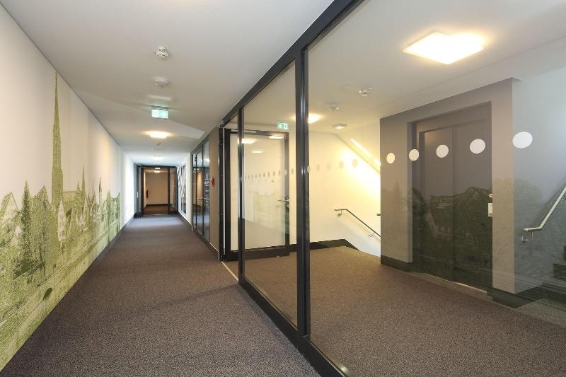 Economy-Hotel - Lobi