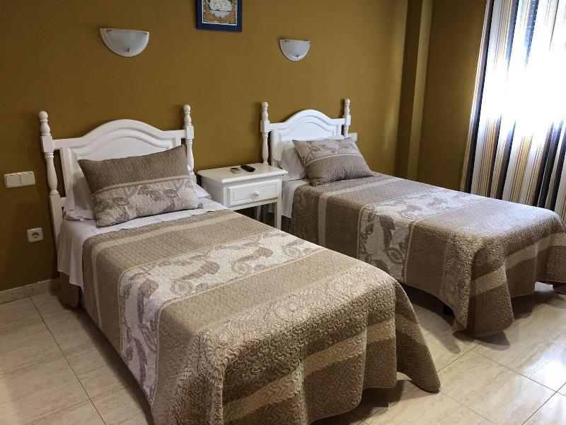 Hostal 82 - Genel