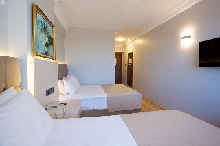 Grand Ant Hotel