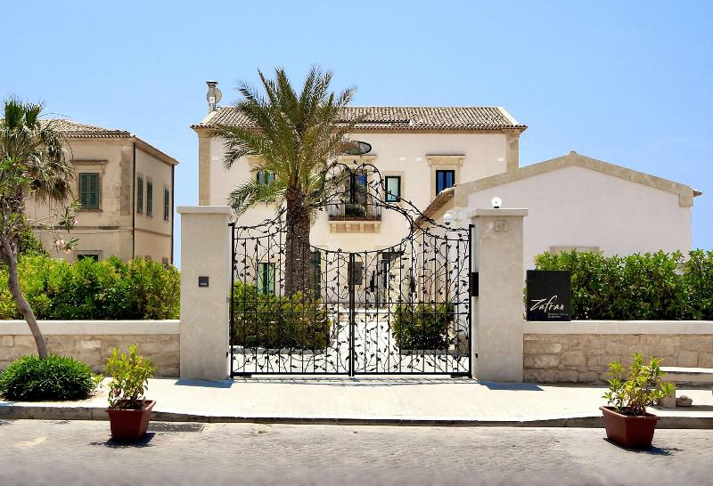 Zafran Boutique Hotel - Genel