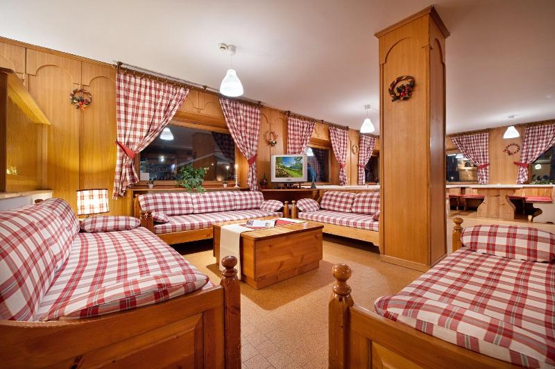 Hotel Teola - Lobi
