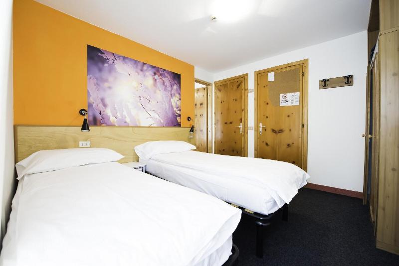 Hotel Teola - Oda