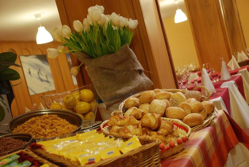 Hotel Teola - Restoran