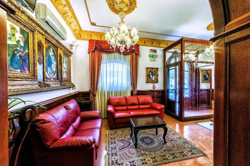 Euro Hotel Iglesias - Lobi