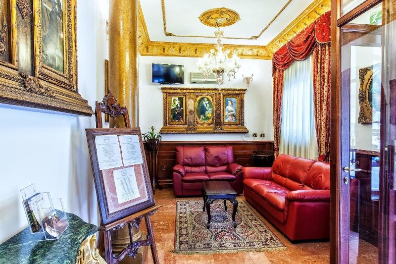 Euro Hotel Iglesias - Lobi