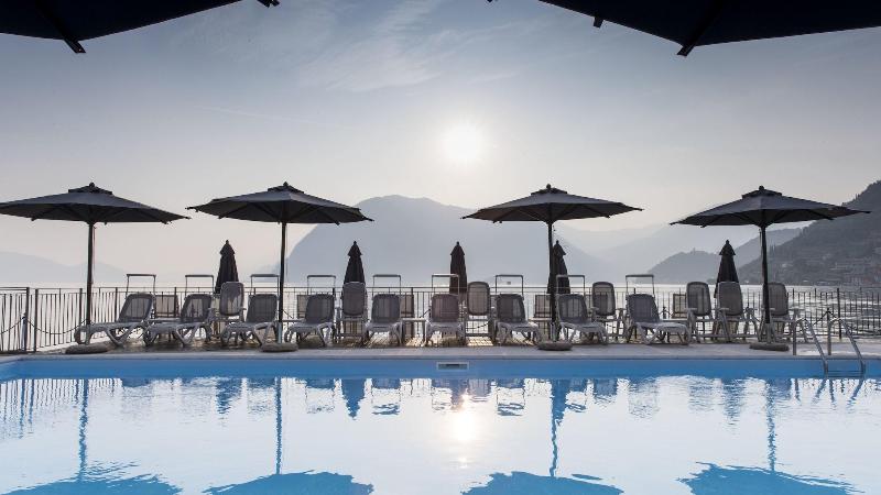 Hotel Rivalago - Havuz