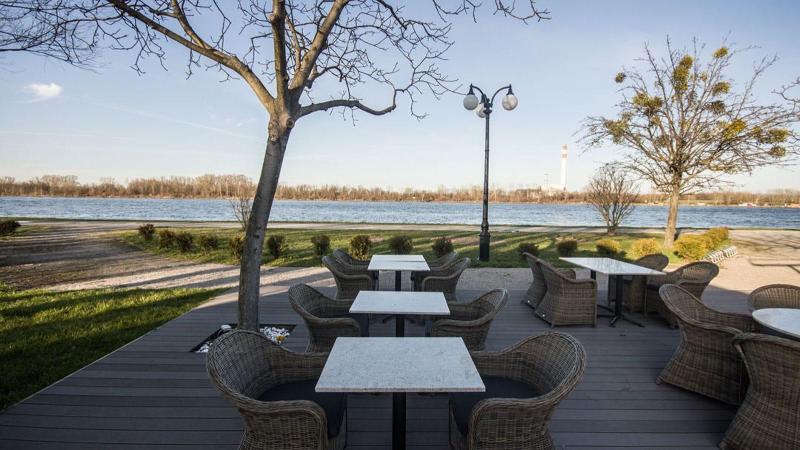 River Lodge - Oda