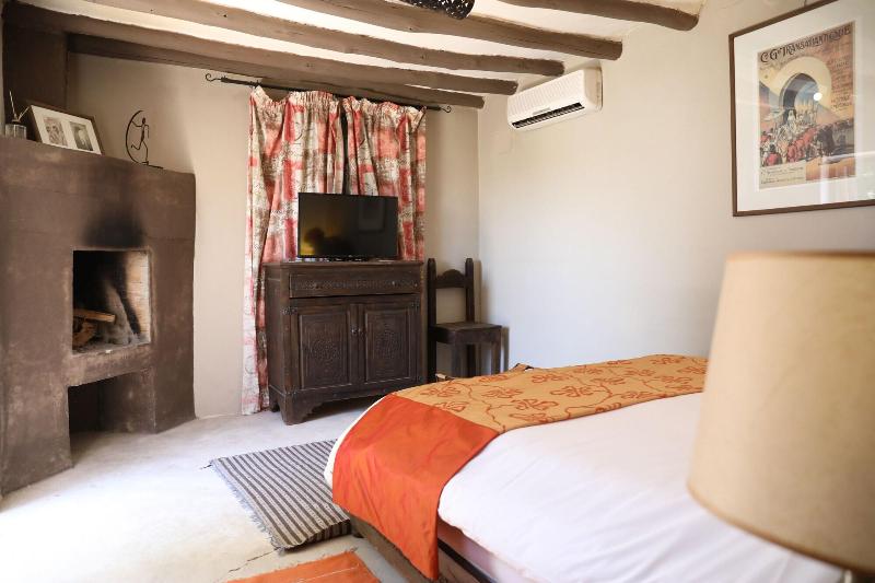 Le Petit Hotel Du Flouka - Oda