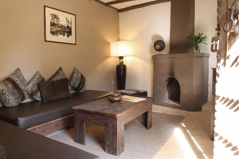 Le Petit Hotel Du Flouka - Oda