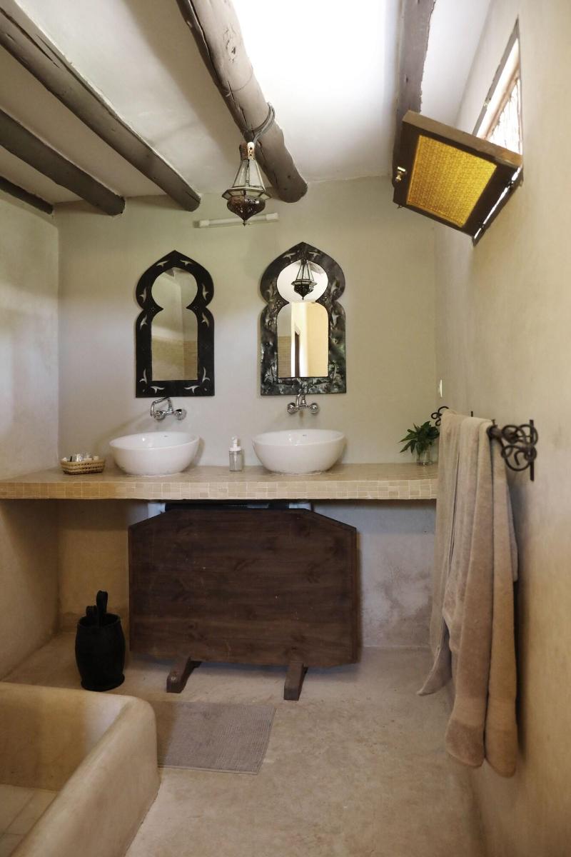 Le Petit Hotel Du Flouka - Oda