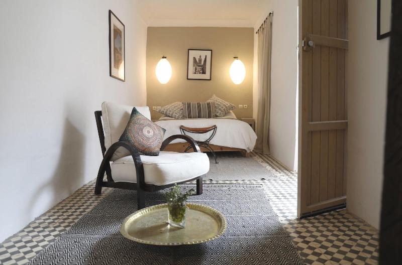 Le Petit Hotel Du Flouka - Oda