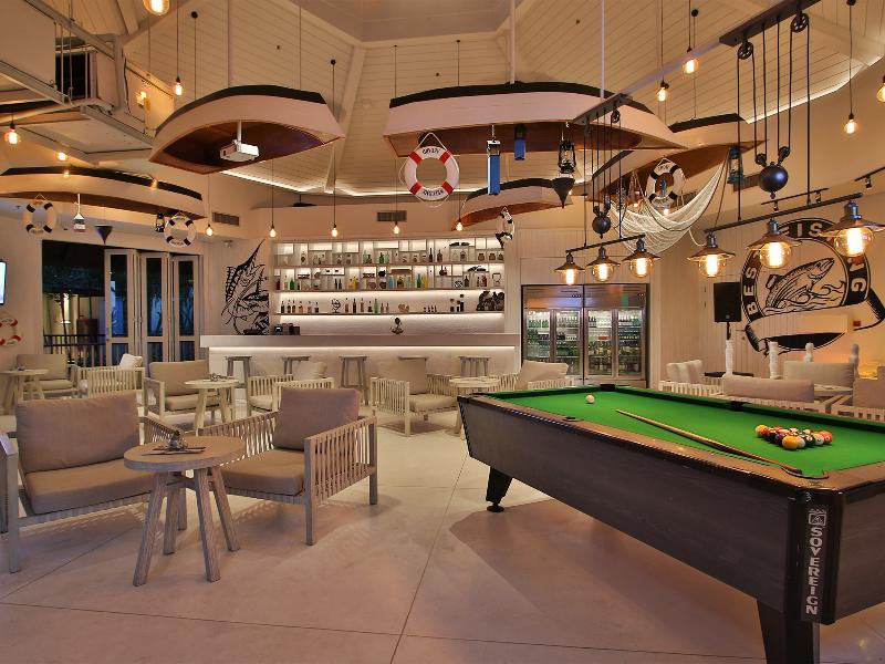 Dusit Thani Krabi Beach Resort - Bar