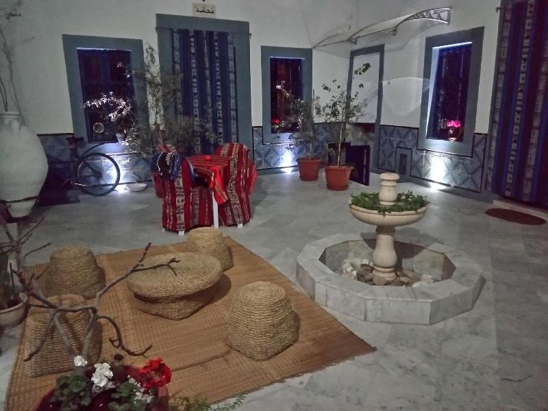 Dar Baaziz - Genel