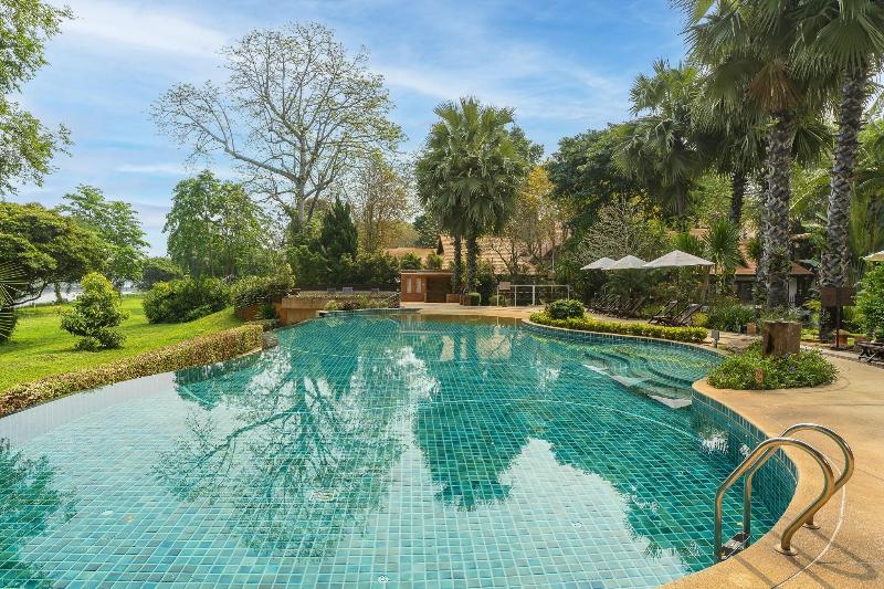 The Legend Chiang Rai Boutique River Resort & Spa - Havuz