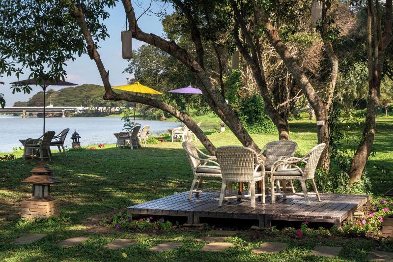 The Legend Chiang Rai Boutique River Resort & Spa - Teras
