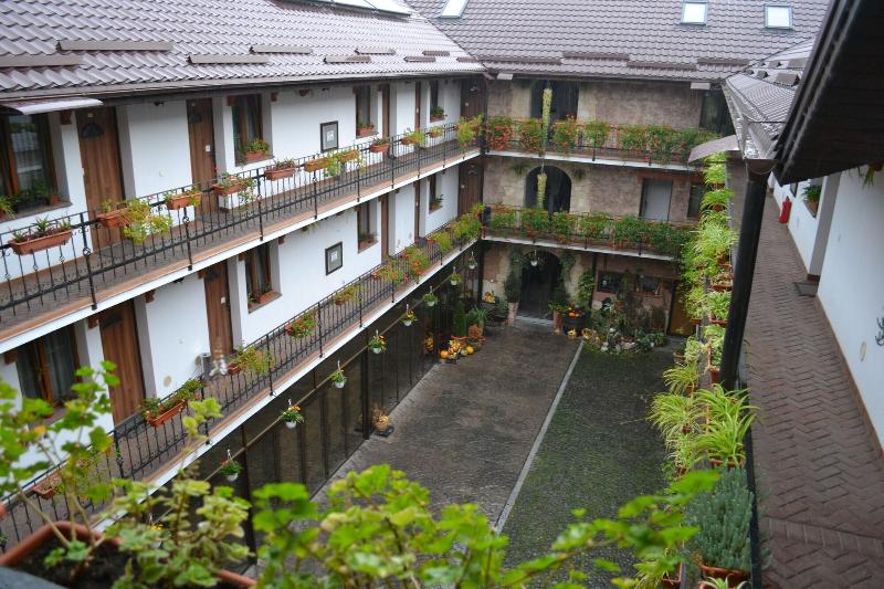 Hotel Hanul Fullton - Genel