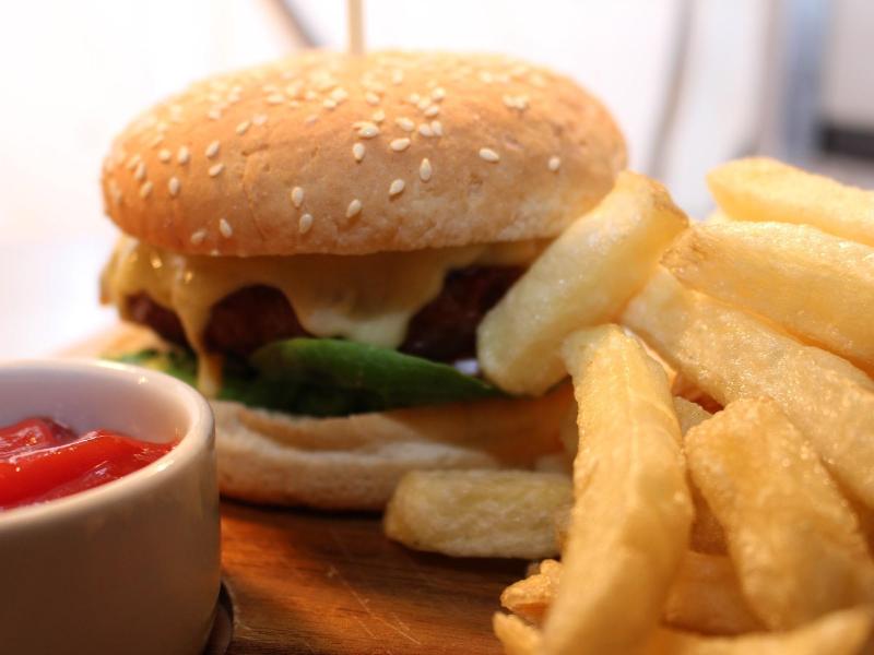 Oliver Twist Country Inn - Restoran
