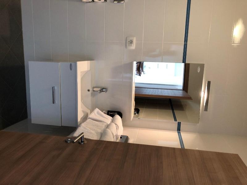 Primus Hotel & Apartments - Oda