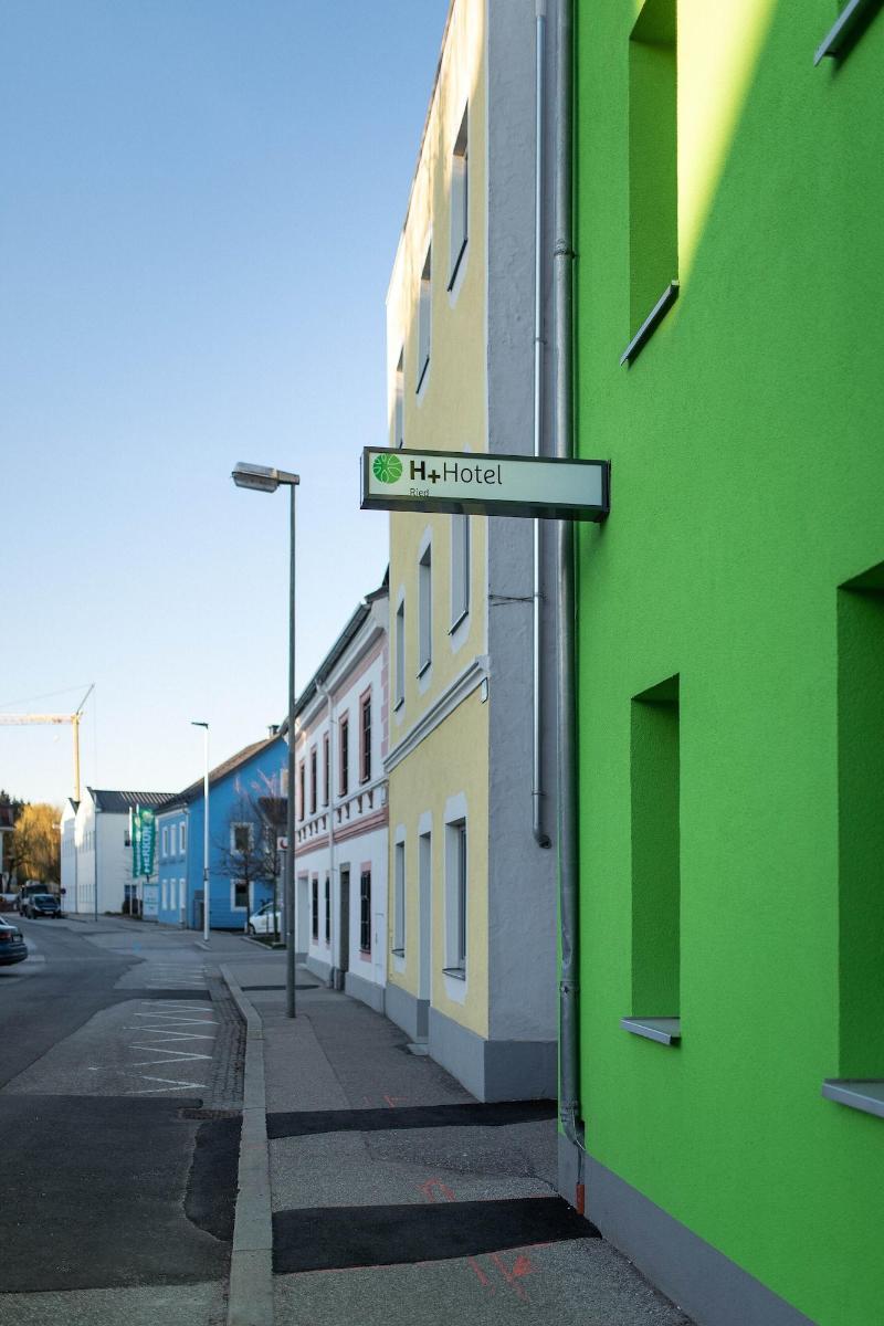 H+ Hotel Ried - Genel